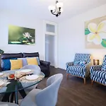 Water Front - King 3 Room Rooftop The Rocks #E2